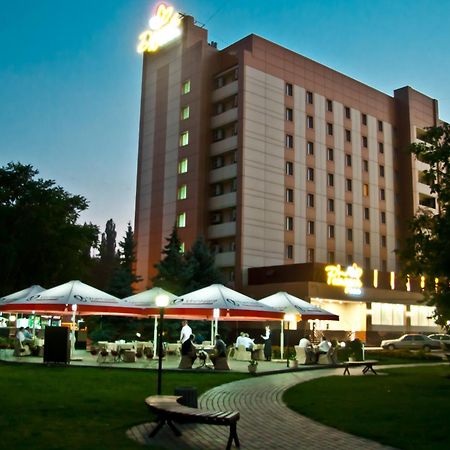 Druzhba Hotel Kryvy Rih Buitenkant foto